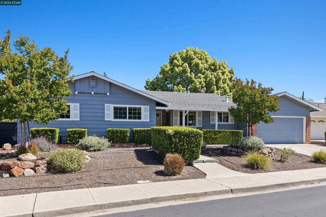 1724 Carriage Dr, Walnut Creek, CA 94598