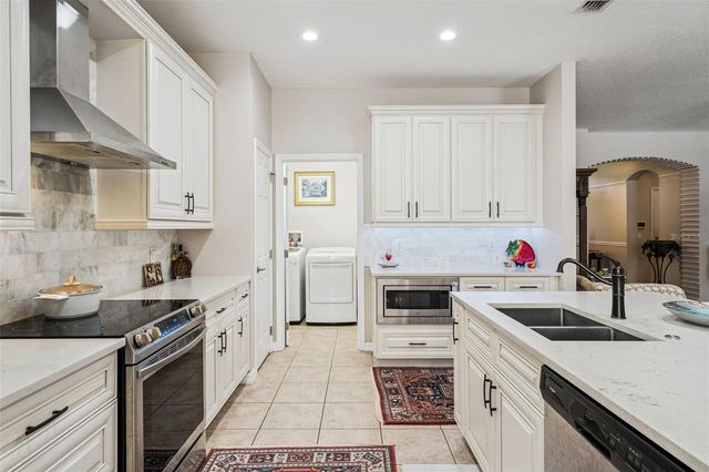 3918 WATERSEND DRIVE, Orlando, FL 32829