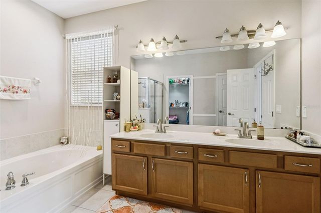 3918 WATERSEND DRIVE, Orlando, FL 32829