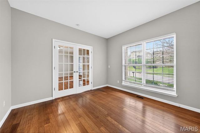 105 Kendl Court, Florissant, MO 63031