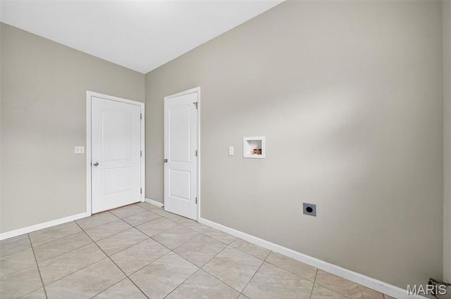 105 Kendl Court, Florissant, MO 63031