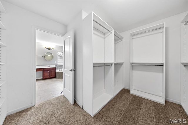 105 Kendl Court, Florissant, MO 63031