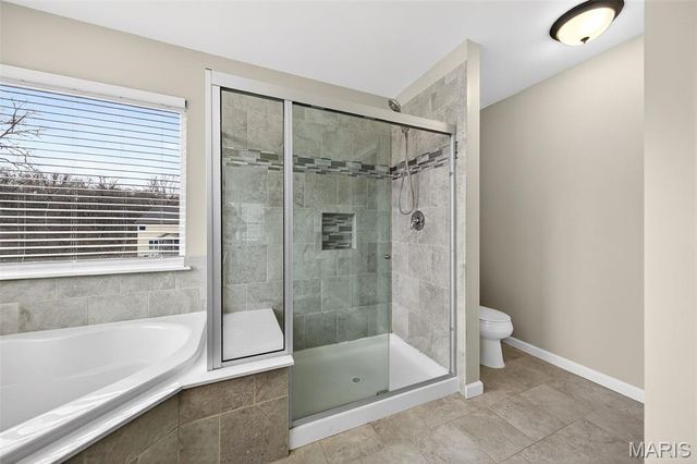 105 Kendl Court, Florissant, MO 63031