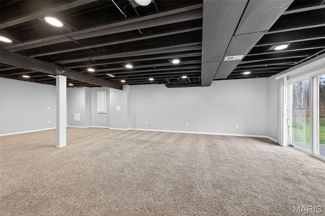 105 Kendl Court, Florissant, MO 63031