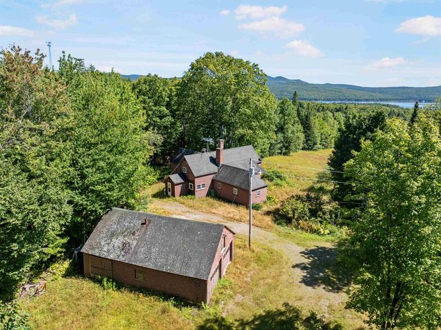 38 Lost Horizon Road, Pittsburg, NH 03592