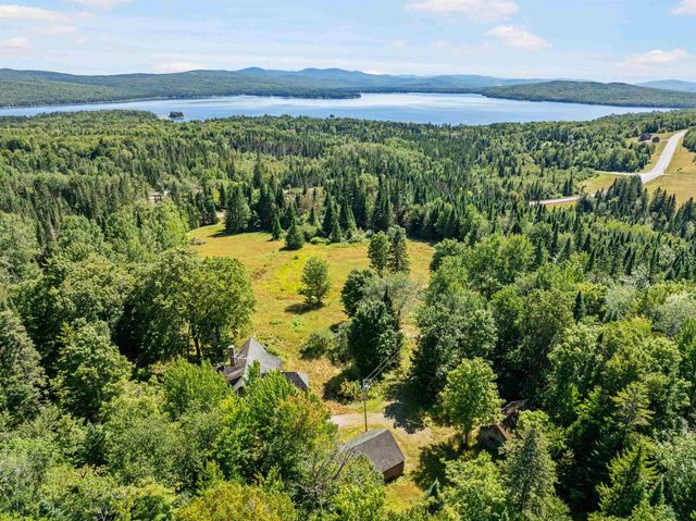 38 Lost Horizon Road, Pittsburg, NH 03592