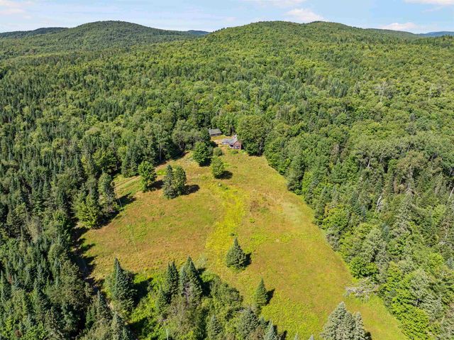 38 Lost Horizon Road, Pittsburg, NH 03592