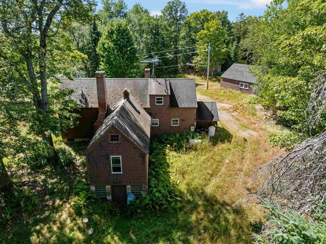 38 Lost Horizon Road, Pittsburg, NH 03592