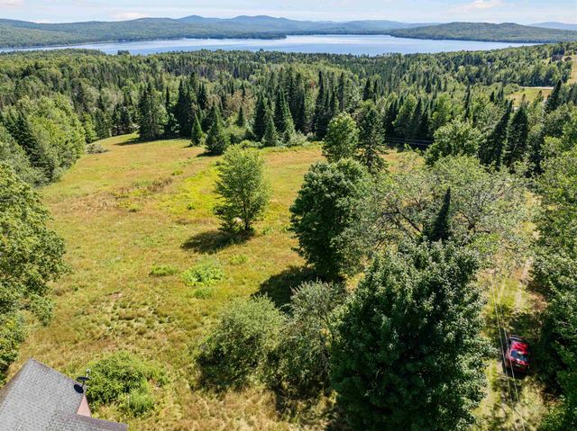 38 Lost Horizon Road, Pittsburg, NH 03592