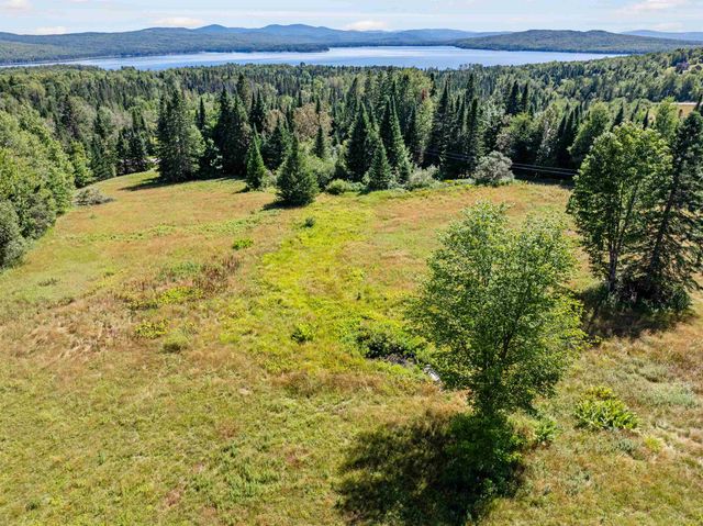 38 Lost Horizon Road, Pittsburg, NH 03592