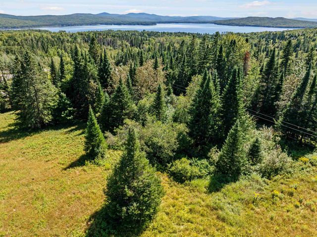 38 Lost Horizon Road, Pittsburg, NH 03592