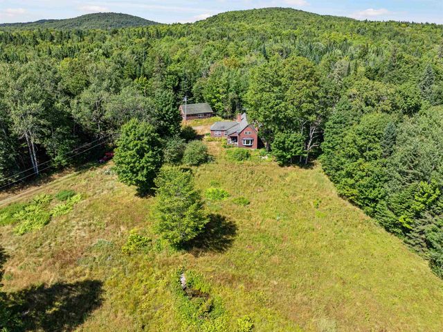 38 Lost Horizon Road, Pittsburg, NH 03592