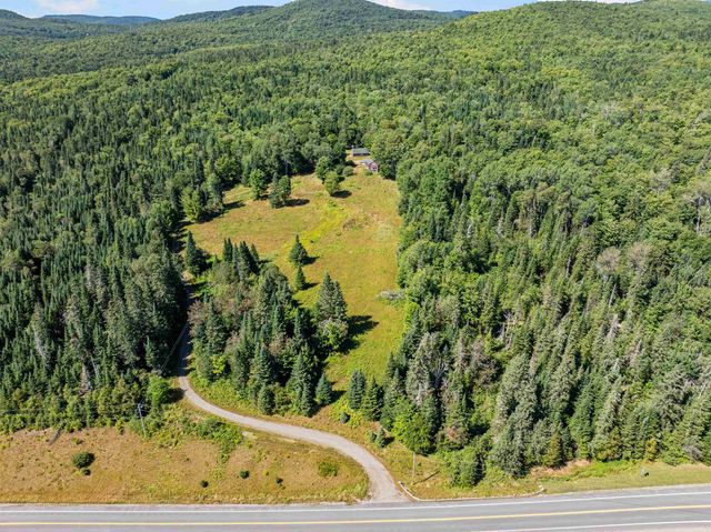 38 Lost Horizon Road, Pittsburg, NH 03592