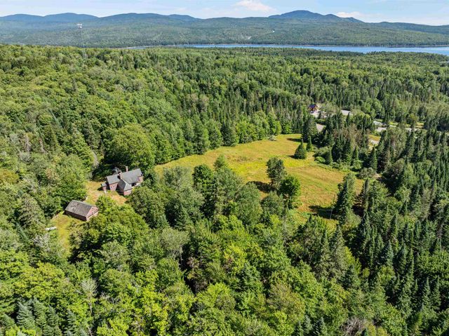 38 Lost Horizon Road, Pittsburg, NH 03592