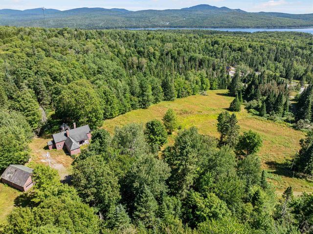 38 Lost Horizon Road, Pittsburg, NH 03592