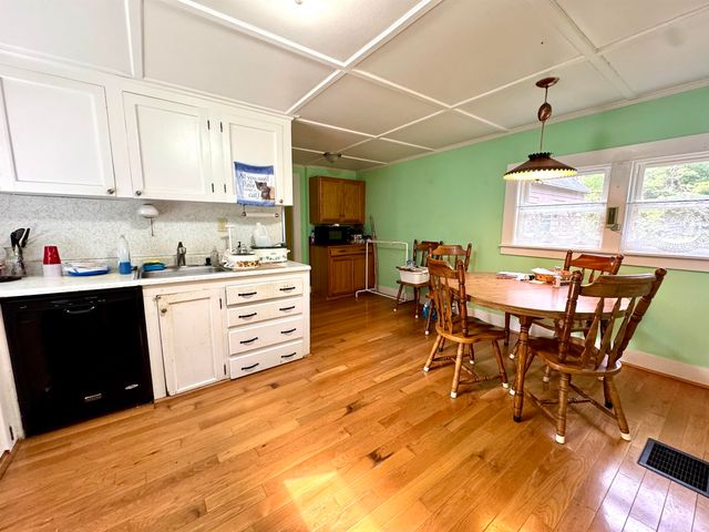 38 Lost Horizon Road, Pittsburg, NH 03592