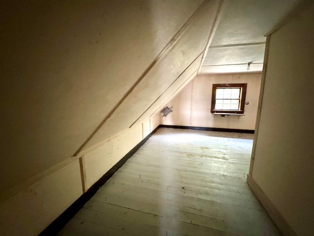 38 Lost Horizon Road, Pittsburg, NH 03592