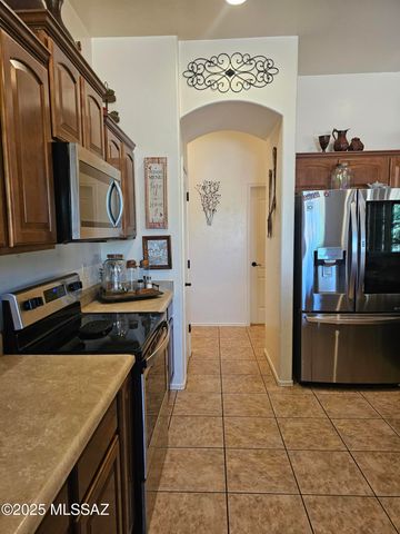 880 Calle Zapotec, Rio Rico, AZ 85648