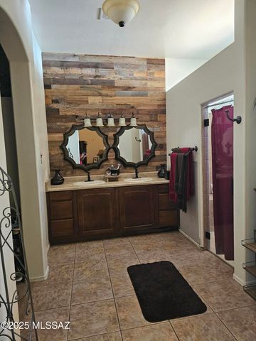 880 Calle Zapotec, Rio Rico, AZ 85648