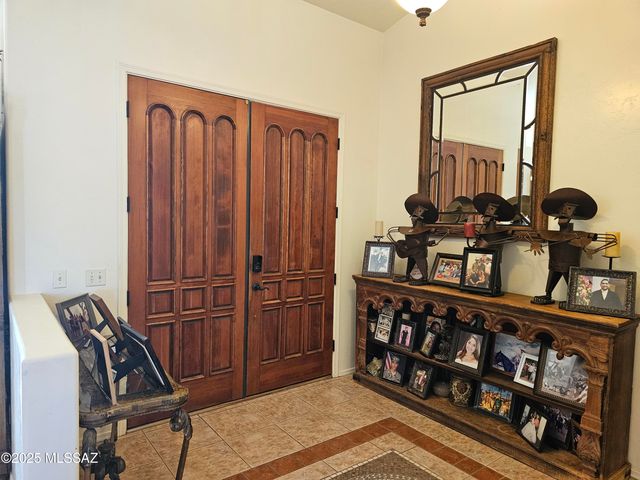 880 Calle Zapotec, Rio Rico, AZ 85648