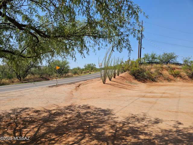 880 Calle Zapotec, Rio Rico, AZ 85648