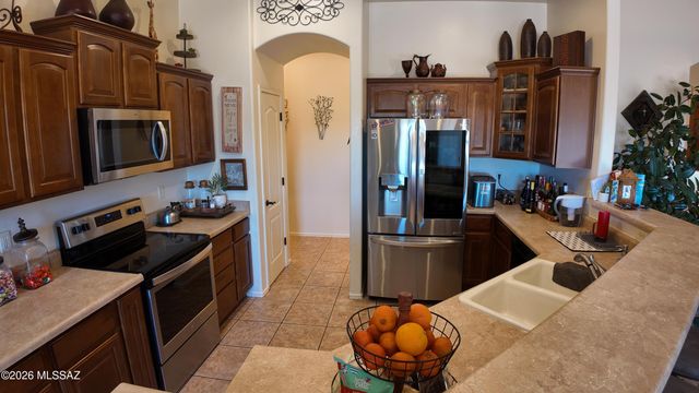 880 Calle Zapotec, Rio Rico, AZ 85648