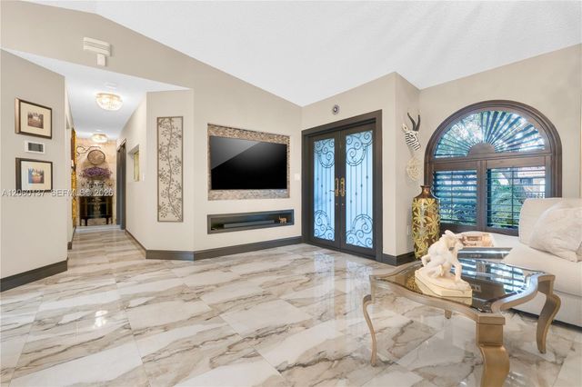 15830 SW 139th Ave, Miami, FL 33177