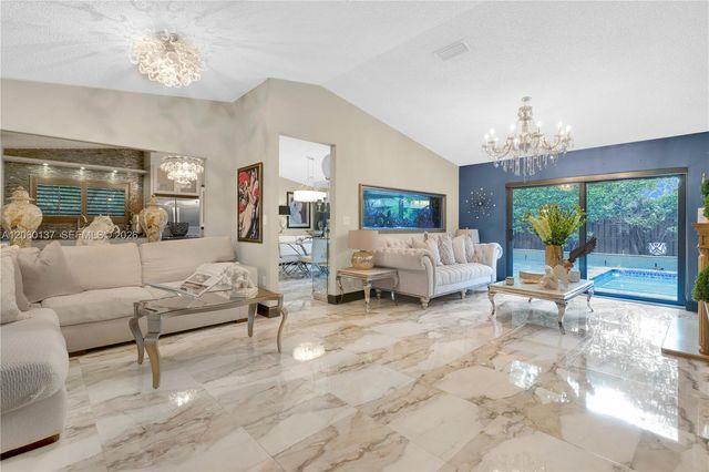 15830 SW 139th Ave, Miami, FL 33177