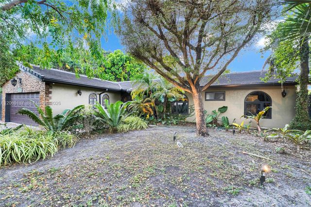 15830 SW 139th Ave, Miami, FL 33177