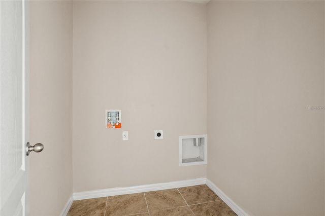 1112 FOX PATH, Davenport, FL 33837
