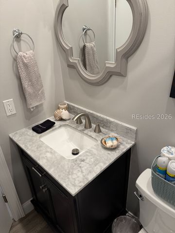 40 Folly Field Rd Apt A224, Hilton Head Island, SC 29928