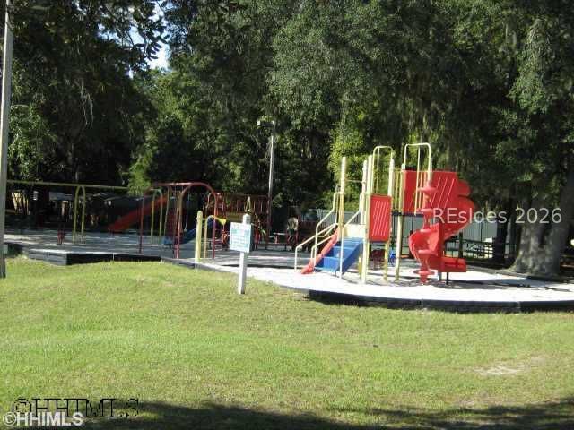 40 Folly Field Rd Apt A224, Hilton Head Island, SC 29928