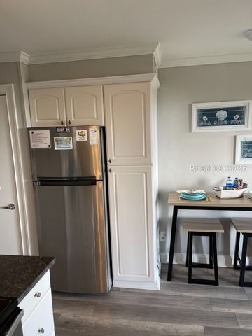 40 Folly Field Rd Apt A224, Hilton Head Island, SC 29928