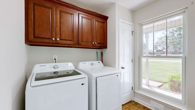 218 Autumn Glen Dr, Murfreesboro, TN 37129