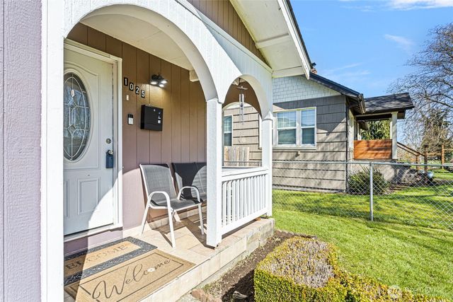 1025 E 63rd Street, Tacoma, WA 98404