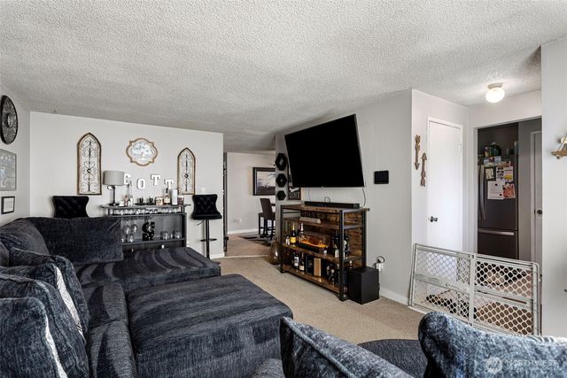 1025 E 63rd Street, Tacoma, WA 98404