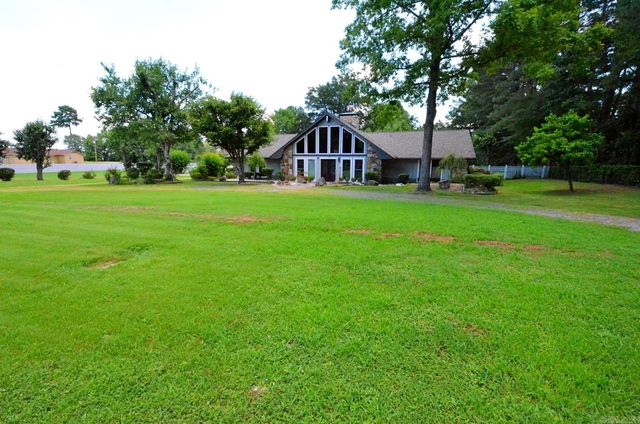 4025 Chapel Lane, Pine Bluff, AR 71603