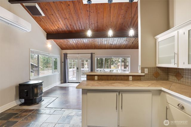 41 NE Barbara Lane, Belfair, WA 98528