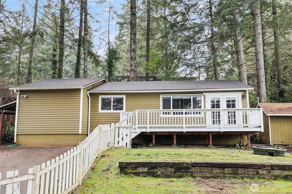 41 NE Barbara Lane, Belfair, WA 98528