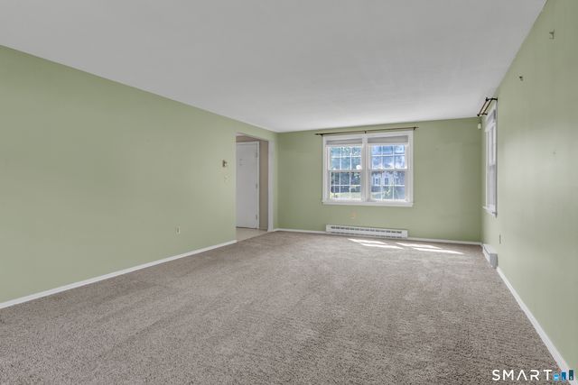 9 Cross Drive, Waterford, CT 06385