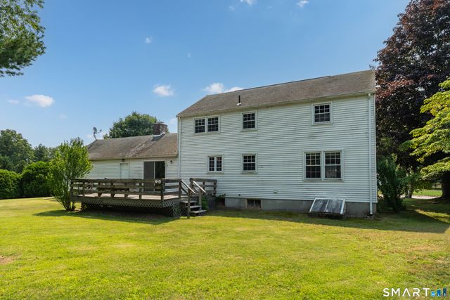 9 Cross Drive, Waterford, CT 06385