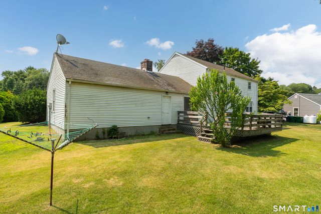 9 Cross Drive, Waterford, CT 06385