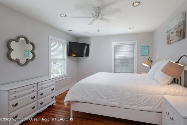 912 Ocean Avenue, Mantoloking, NJ 08738