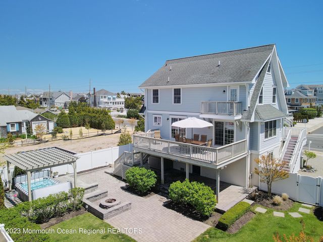 912 Ocean Avenue, Mantoloking, NJ 08738