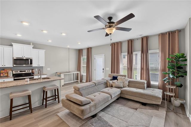 7110 Chara Lane SW, Atlanta, GA 30331