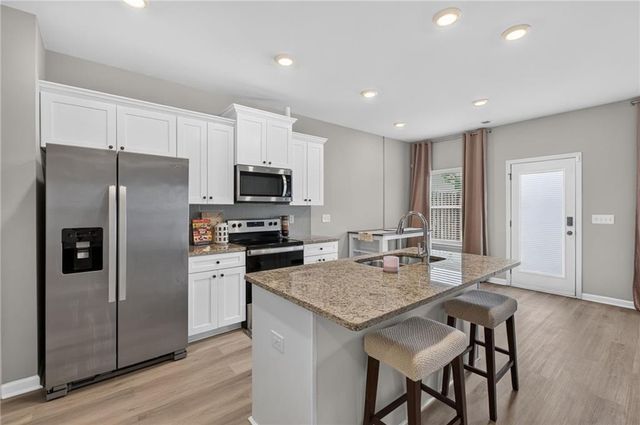 7110 Chara Lane SW, Atlanta, GA 30331