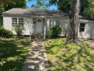 2712 HYNSON Drive, Alexandria, LA 71303