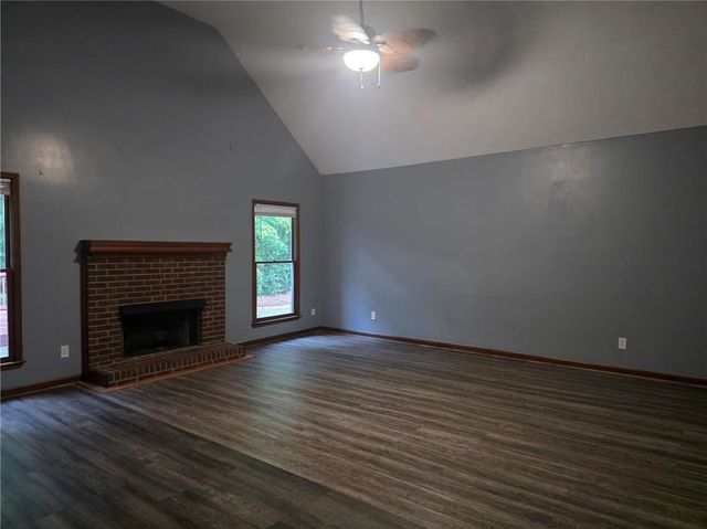 1400 Gateside Court, Snellville, GA 30078