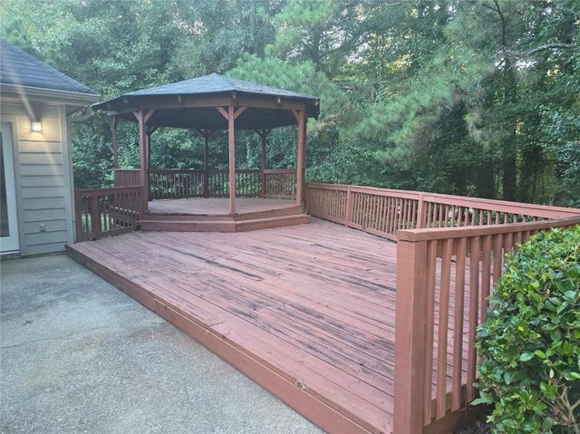 1400 Gateside Court, Snellville, GA 30078