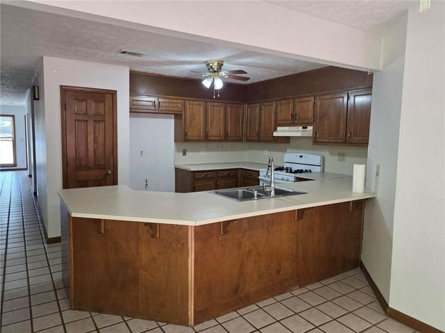 1400 Gateside Court, Snellville, GA 30078